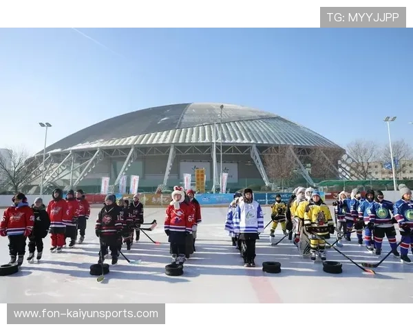 俱乐部推出冬季青训班吸引更多青少年报名，青少年冬令营去哪里好