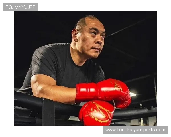 拳击赛事中老将用经验换取胜利令人敬佩